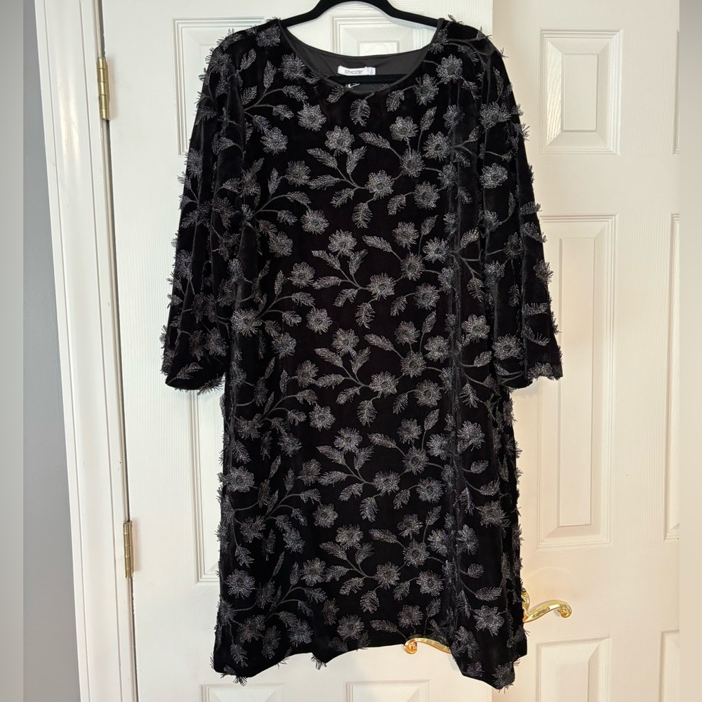 NWT Chico’s Velvet 3D Flower 3/4 Sleeves Dress Size 3 (XL)